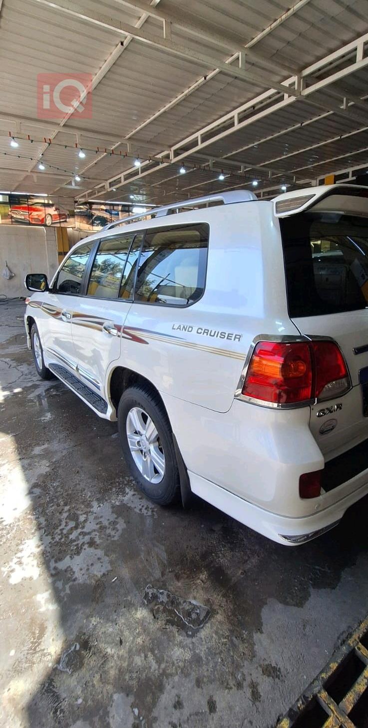 تويوتا لاندكروزر